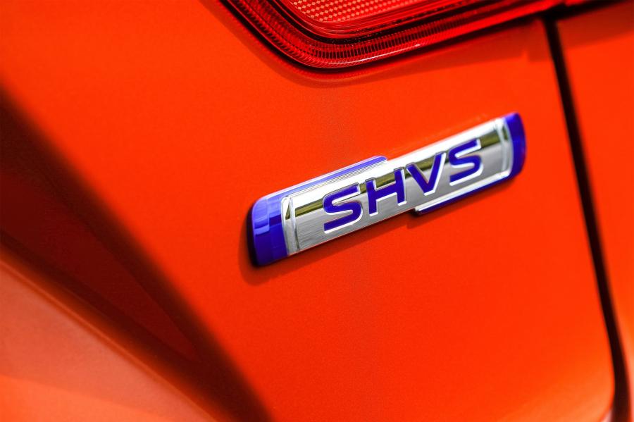 Логотип Suzuki Ignis SZ5 2016 года  (UK) (фото 29 из 43)